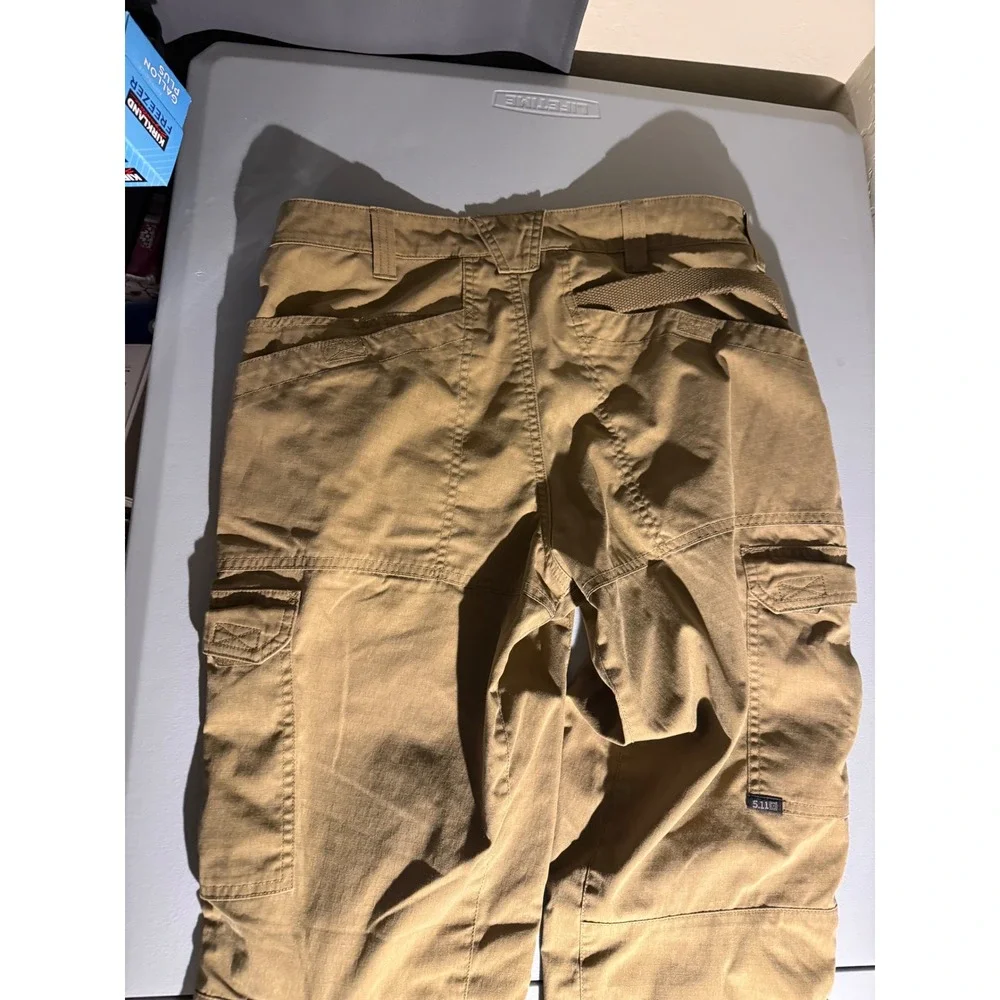 5.11 Tactical Stryke Pants Mens 32x31 Khaki Tan Flex-Tac Ripstop Cargo 74512-134